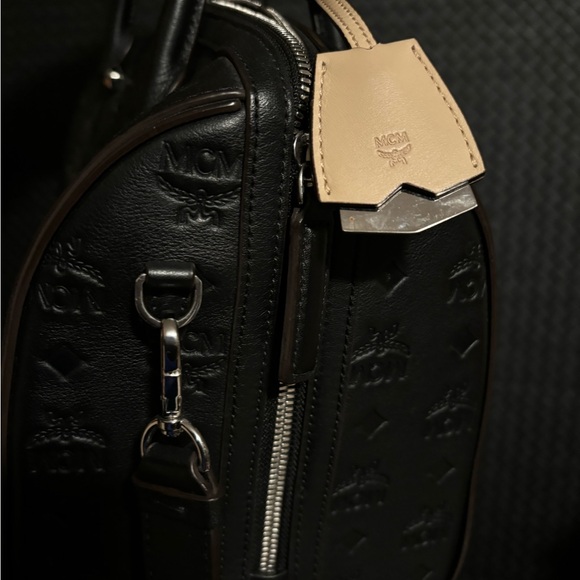 MCM Black Essential Leather Boston Bag - Picture 4 of 8